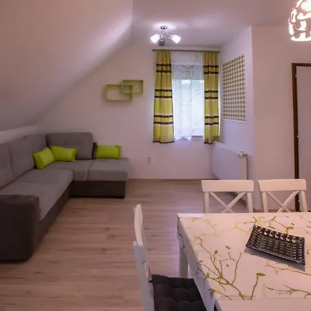 Apartamento égerliget