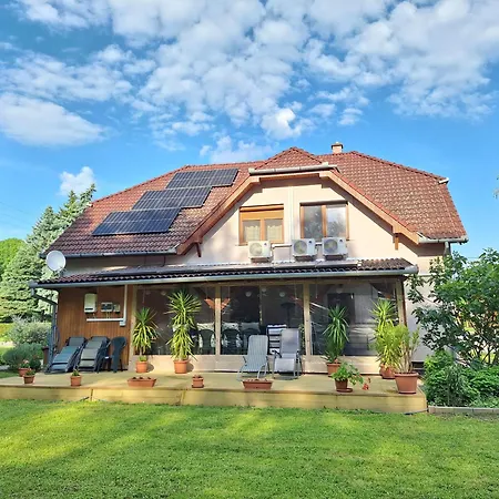 Apartamento égerliget *