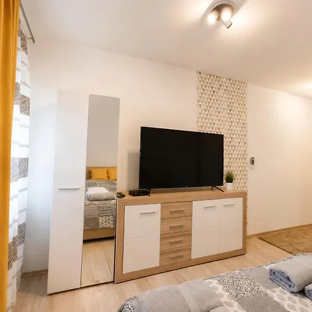 Egerliget Vendeghaz Apartament *
