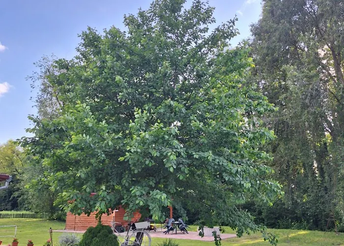 Egerliget Vendeghaz Lägenhet *